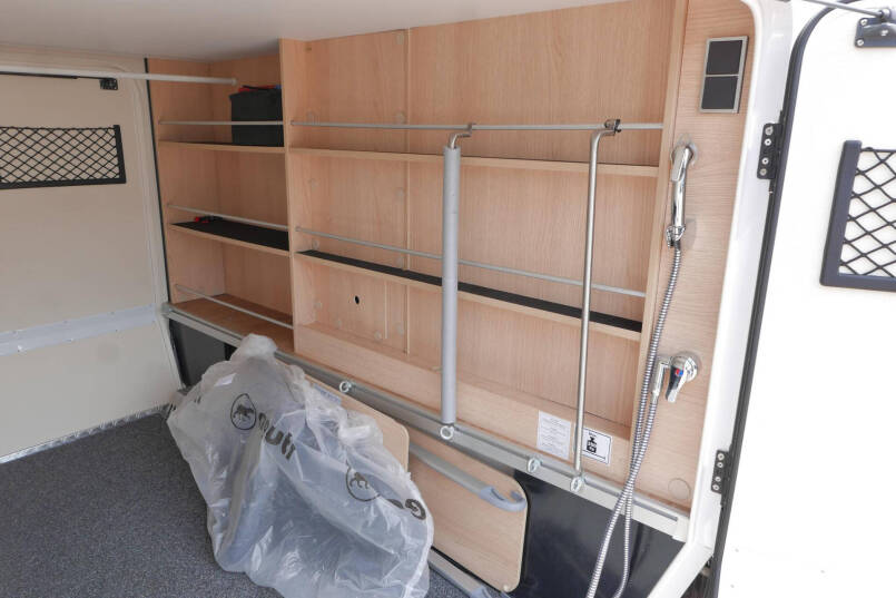 Hymer BMC-I 680 | Levelsysteem | 5 persoons  | Airco | Lithium 13