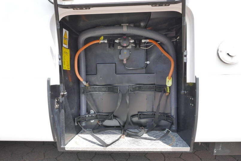 Hymer BMC-I 680 | Levelsysteem | 5 persoons  | Airco | Lithium 15