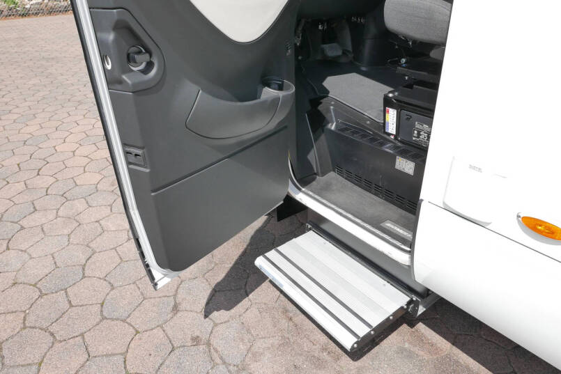 Hymer BMC-I 680 | Levelsysteem | 5 persoons  | Airco | Lithium 19