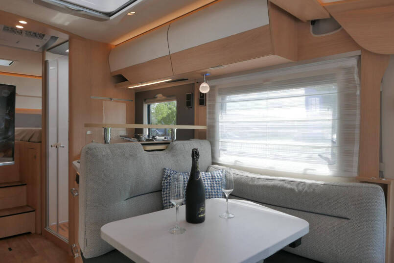 Hymer BMC-I 680 | Levelsysteem | 5 persoons  | Airco | Lithium 30