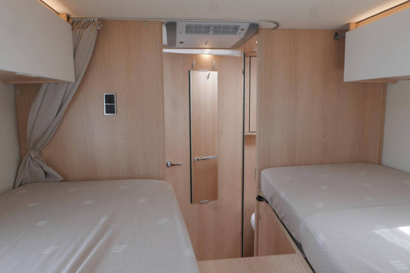 Hymer BMC-I 680 | Levelsysteem | 5 persoons  | Airco | Lithium 46