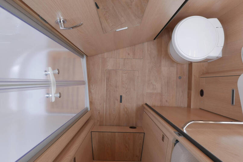 Hymer BMC-I 680 | Levelsysteem | 5 persoons  | Airco | Lithium 47
