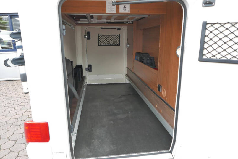 Hymer T 698 CL | 180 PK | AL-KO maxi | Queensbed 13