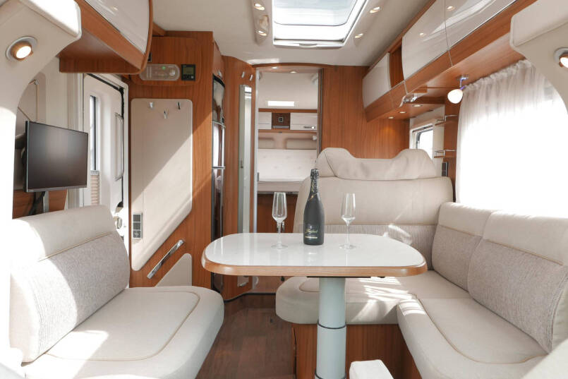 Hymer T 698 CL | 180 PK | AL-KO maxi | Queensbed 28