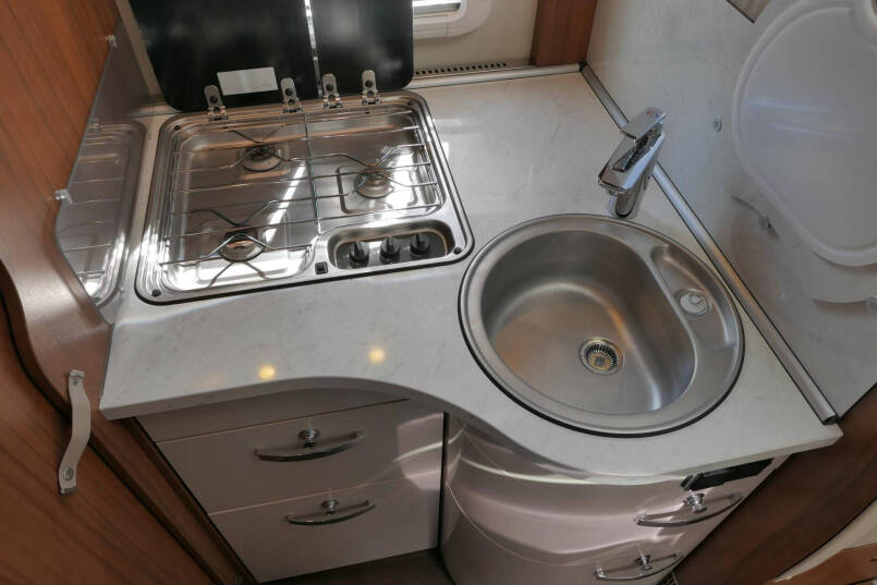 Hymer T 698 CL | 180 PK | AL-KO maxi | Queensbed 40