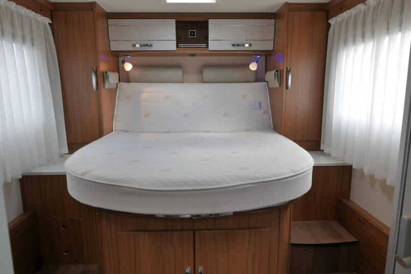 Hymer T 698 CL | 180 PK | AL-KO maxi | Queensbed 42