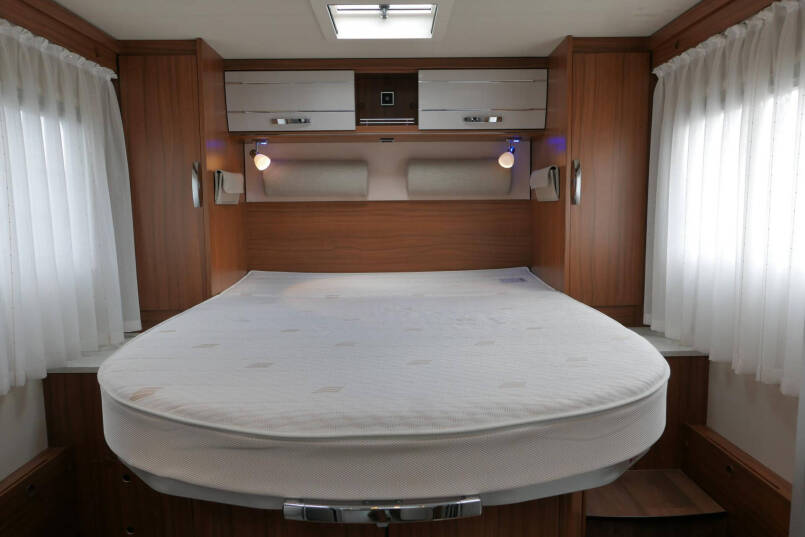 Hymer T 698 CL | 180 PK | AL-KO maxi | Queensbed 44