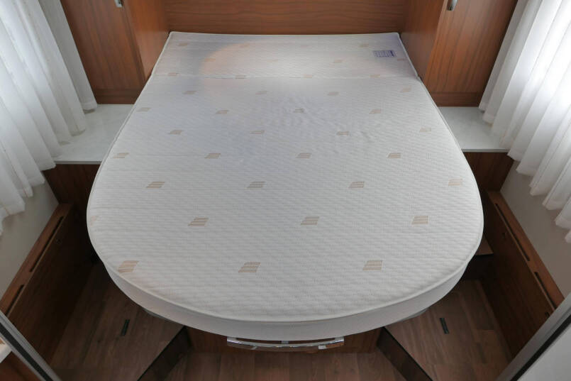 Hymer T 698 CL | 180 PK | AL-KO maxi | Queensbed 45