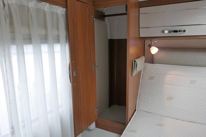 Hymer T 698 CL | 180 PK | AL-KO maxi | Queensbed 50
