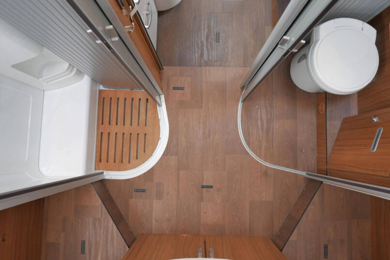 Hymer T 698 CL | 180 PK | AL-KO maxi | Queensbed 52