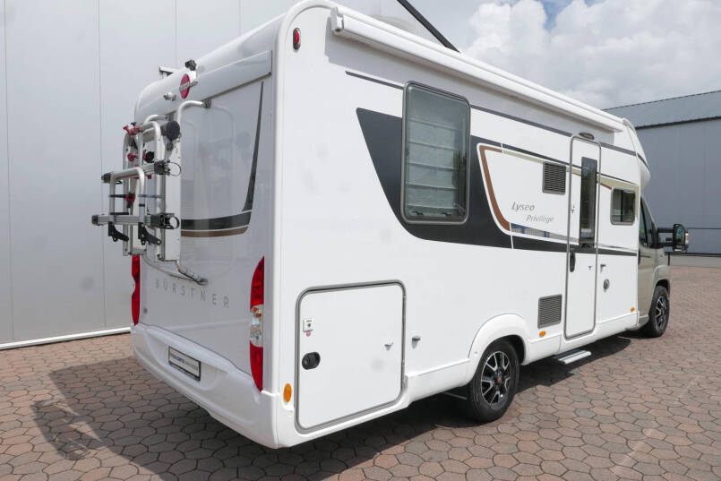 Bürstner Lyseo 736 Privilege | Automaat | Levelsysteem | Face to face | 9