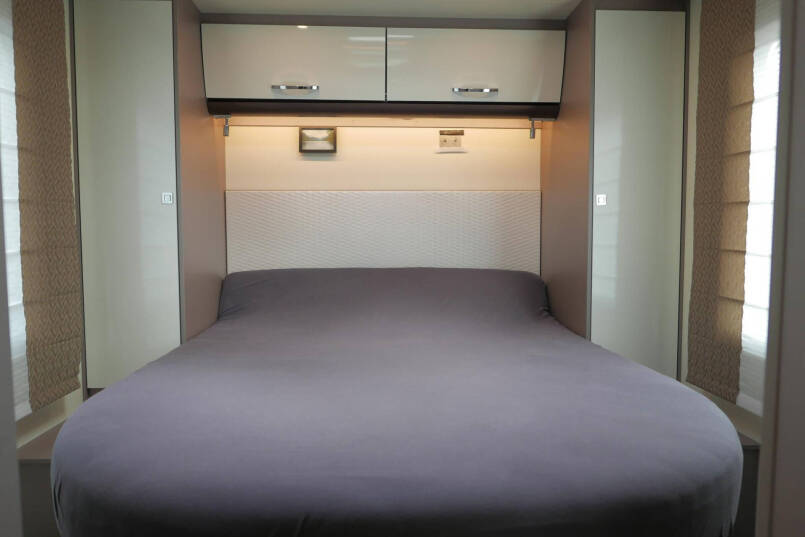 Bürstner Lyseo 736 Privilege | Automaat | Levelsysteem | Face to face | 40