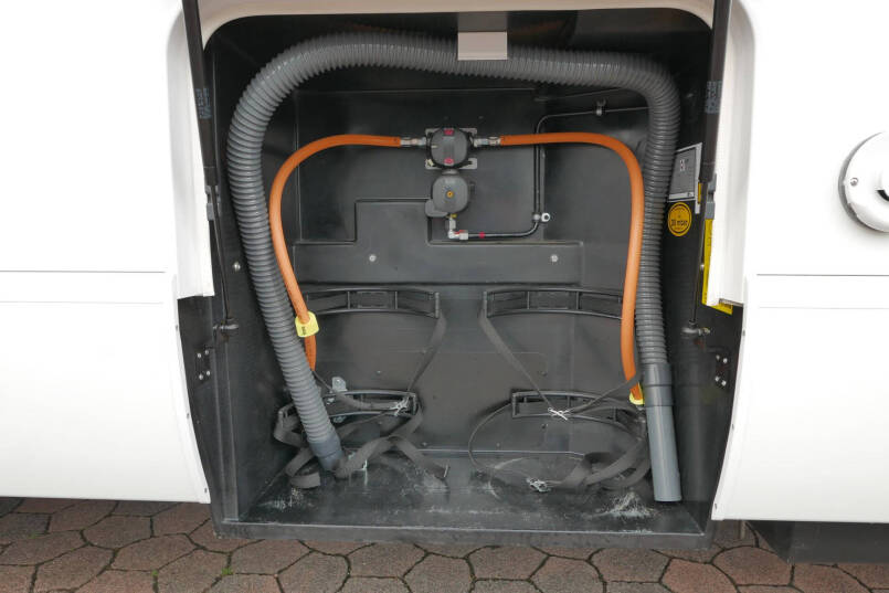 Hymer BMC-T 680 | Lithium | Levelsysteem | Mercedes 16