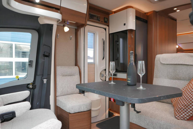 Hymer BMC-T 680 | Lithium | Levelsysteem | Mercedes 29