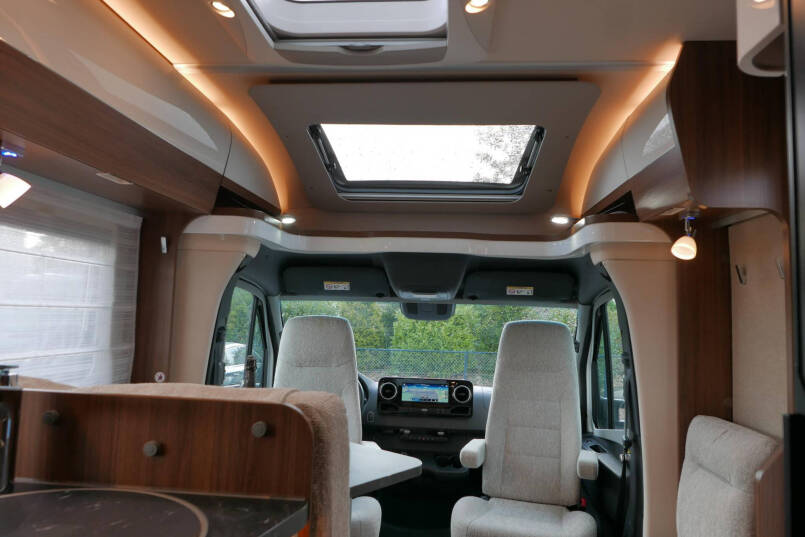 Hymer BMC-T 680 | Lithium | Levelsysteem | Mercedes 54
