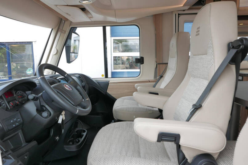 Hymer Exsis-I 588 | Automaat | Levelsysteem | Vol Optie 19