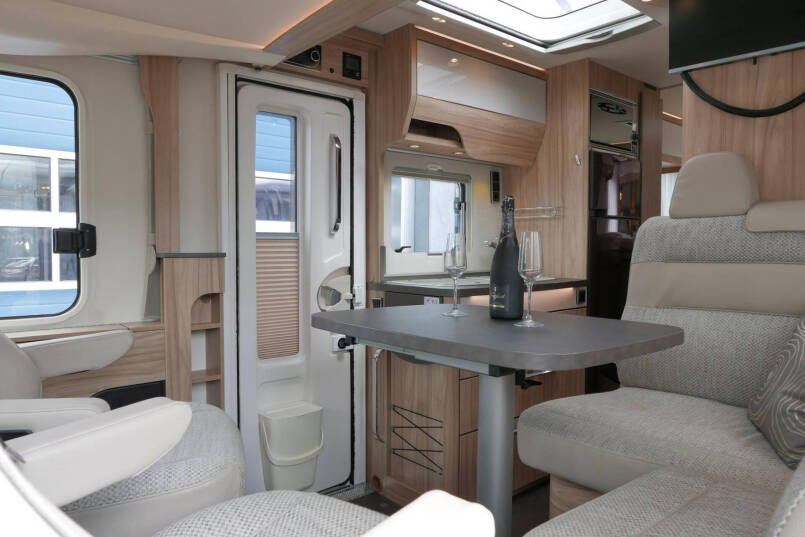 Hymer Exsis-I 588 | Automaat | Levelsysteem | Vol Optie 28