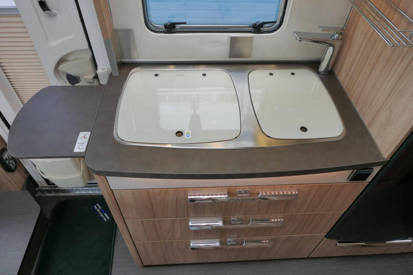 Hymer Exsis-I 588 | Automaat | Levelsysteem | Vol Optie 32