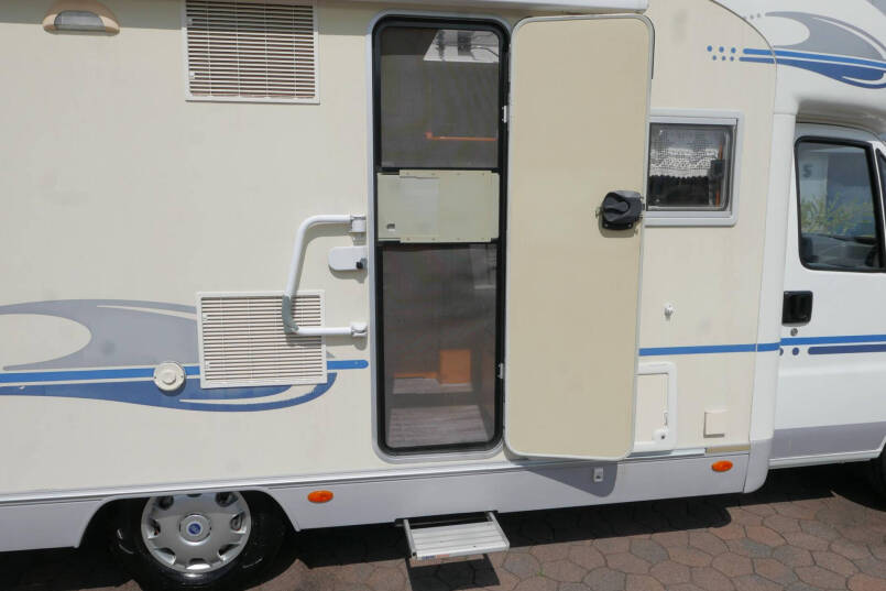 Adria Adriatik | Coral | 650 SP | Weinig km | 12