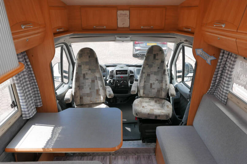 Adria Adriatik | Coral | 650 SP | Weinig km | 21