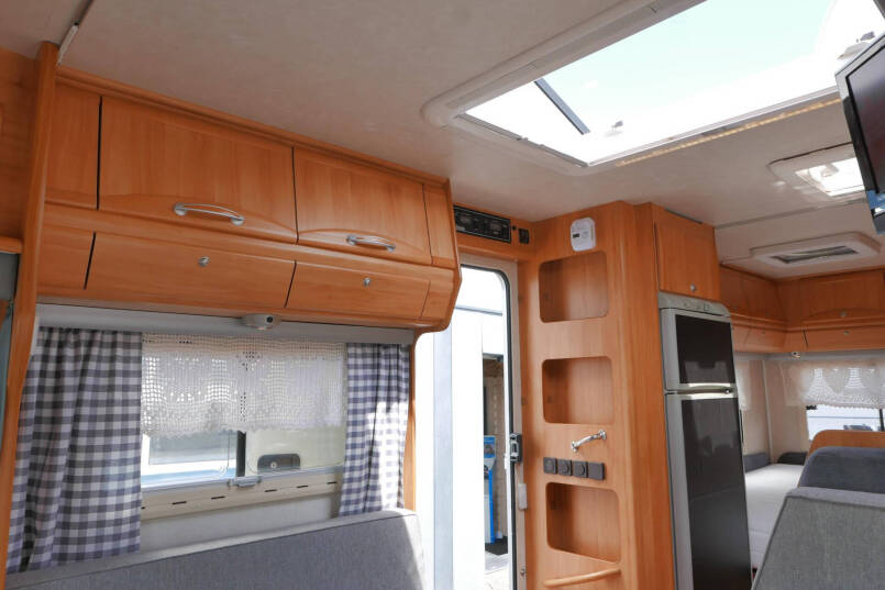 Adria Adriatik | Coral | 650 SP | Weinig km | 30