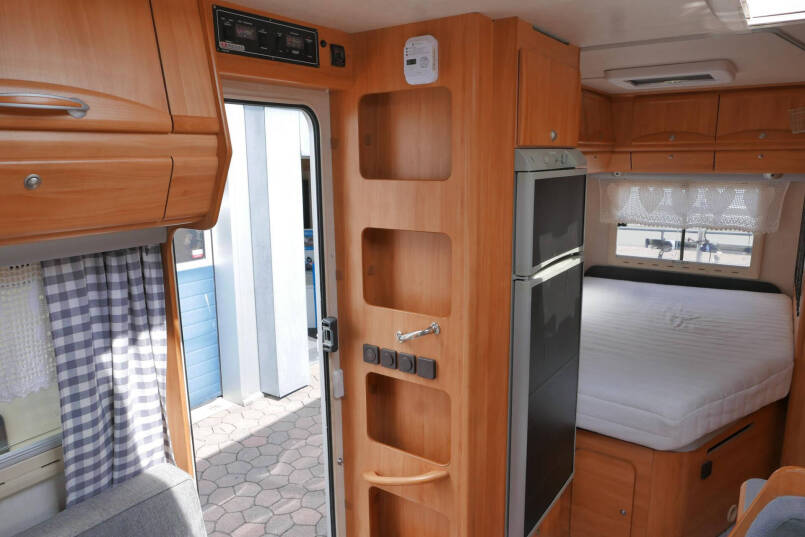 Adria Adriatik | Coral | 650 SP | Weinig km | 32