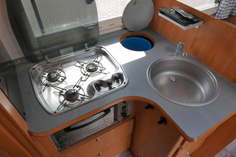 Adria Adriatik | Coral | 650 SP | Weinig km | 36