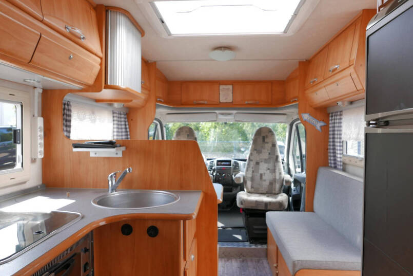 Adria Adriatik | Coral | 650 SP | Weinig km | 46