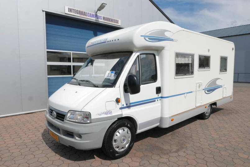 Adria Adriatik | Coral | 650 SP | Weinig km | 8