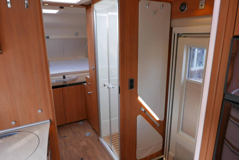 Hymer B-SL 634 Duo Mobil | Luchtvering | Levelsysteem | Lithium 42