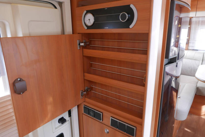 Hymer B-SL 634 Duo Mobil | Luchtvering | Levelsysteem | Lithium 47
