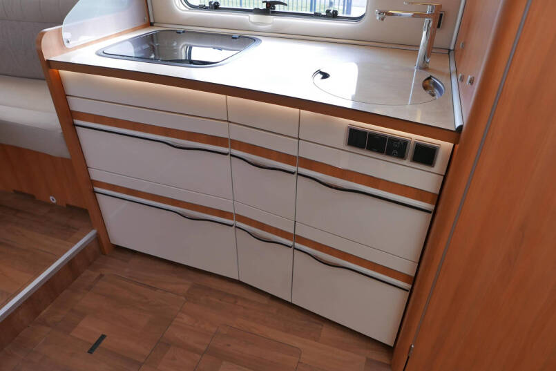 Hymer B-SL 634 Duo Mobil | Luchtvering | Levelsysteem | Lithium 49
