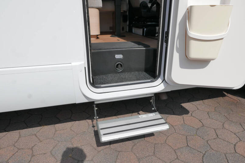 Hymer BMC-I 580 ModernComfort | Bovenkastjes | Levelsysteem | Omvormer | Zonnepanelen 20
