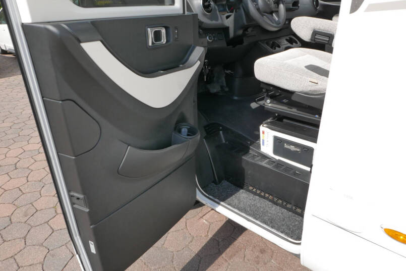 Hymer BMC-I 580 ModernComfort | Bovenkastjes | Levelsysteem | Omvormer | Zonnepanelen 22