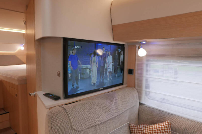 Hymer BMC-I 580 ModernComfort | Bovenkastjes | Levelsysteem | Omvormer | Zonnepanelen 33