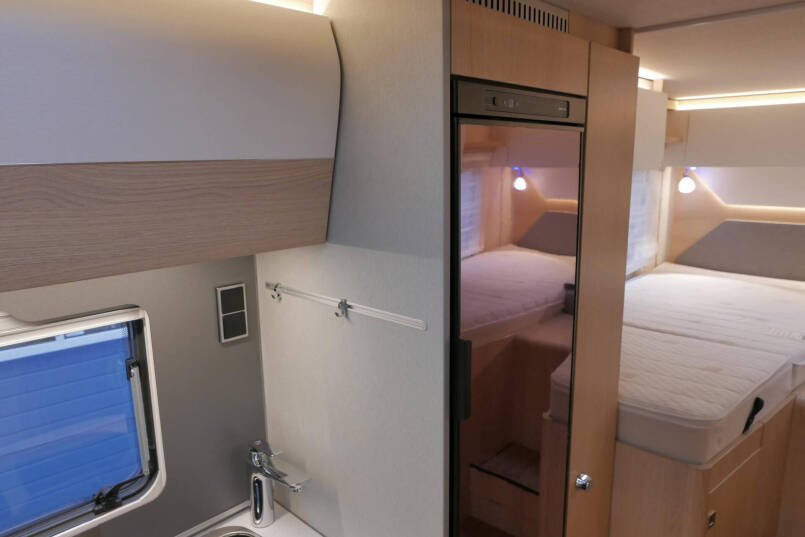 Hymer BMC-I 580 ModernComfort | Bovenkastjes | Levelsysteem | Omvormer | Zonnepanelen 37