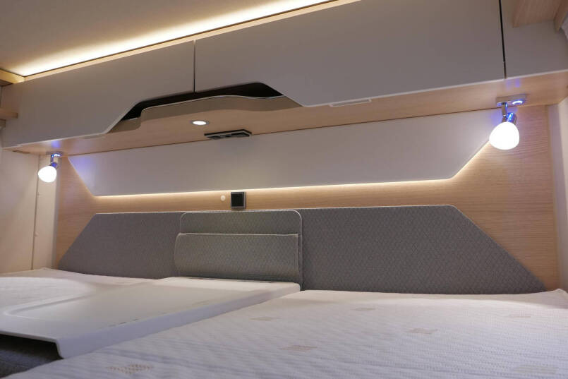Hymer BMC-I 580 ModernComfort | Bovenkastjes | Levelsysteem | Omvormer | Zonnepanelen 39