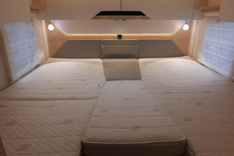 Hymer BMC-I 580 ModernComfort | Bovenkastjes | Levelsysteem | Omvormer | Zonnepanelen 40