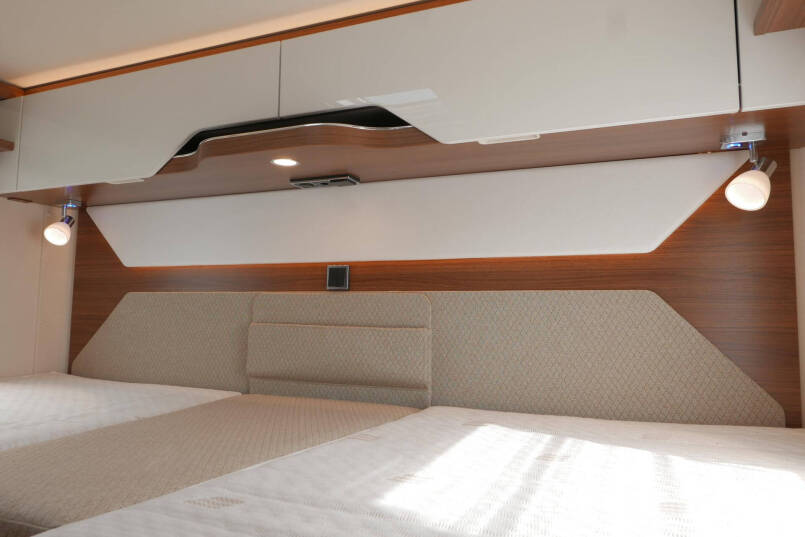 Hymer BMC-I 580 | Mercedes-Benz | 9G automaat | Enkele bedden | Lithium 37