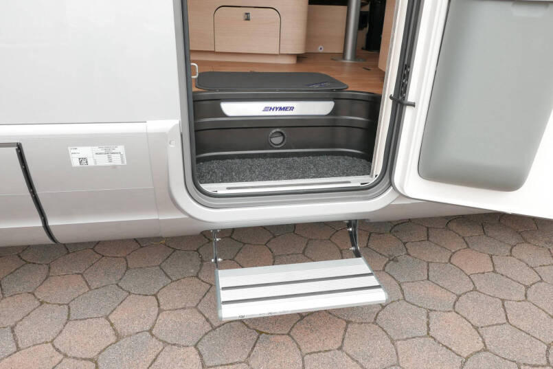 Hymer BML-I 780 | Levelsysteem | Lithium | Leer | Schotel | 19