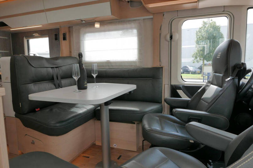 Hymer BML-I 780 | Levelsysteem | Lithium | Leer | Schotel | 30