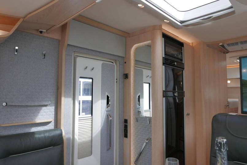Hymer BML-I 780 | Levelsysteem | Lithium | Leer | Schotel | 34