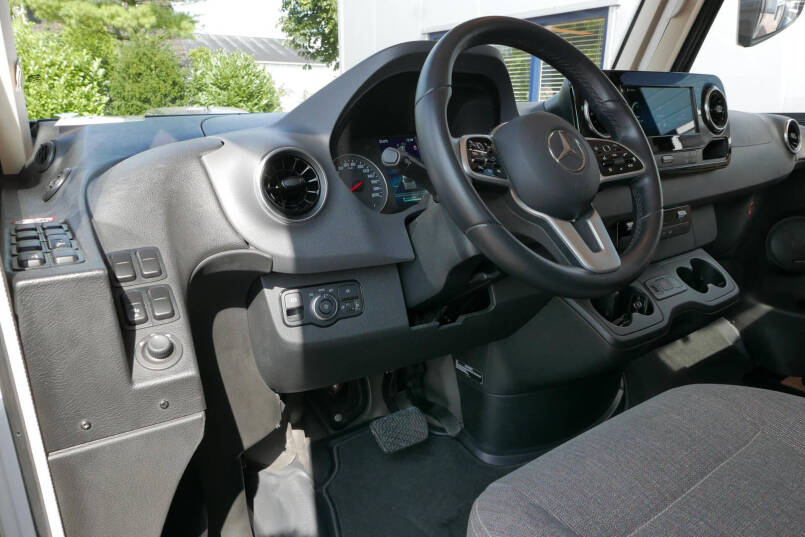 Hymer BMC-I 600 WhiteLine | Lithium | omvormer | Solar | Airco | Mercedes | 19