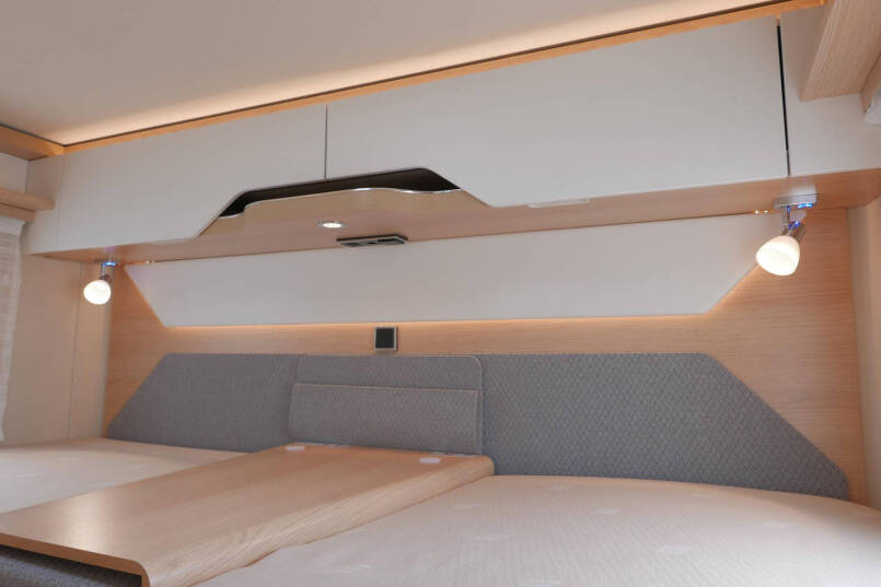 Hymer BMC-I 600 WhiteLine | Lithium | omvormer | Solar | Airco | Mercedes | 37