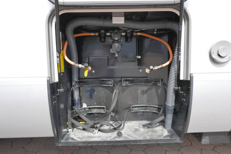 Hymer BMC-T 680 | AL-KO 4430 chassis | 177 pk automaat | Lithium | 15