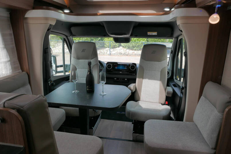Hymer BMC-T 680 | AL-KO 4430 chassis | 177 pk automaat | Lithium | 28