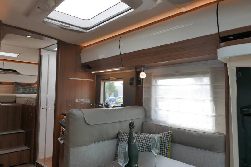 Hymer BMC-T 680 | AL-KO 4430 chassis | 177 pk automaat | Lithium | 34