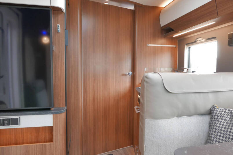 Hymer BMC-T 680 | AL-KO 4430 chassis | 177 pk automaat | Lithium | 37