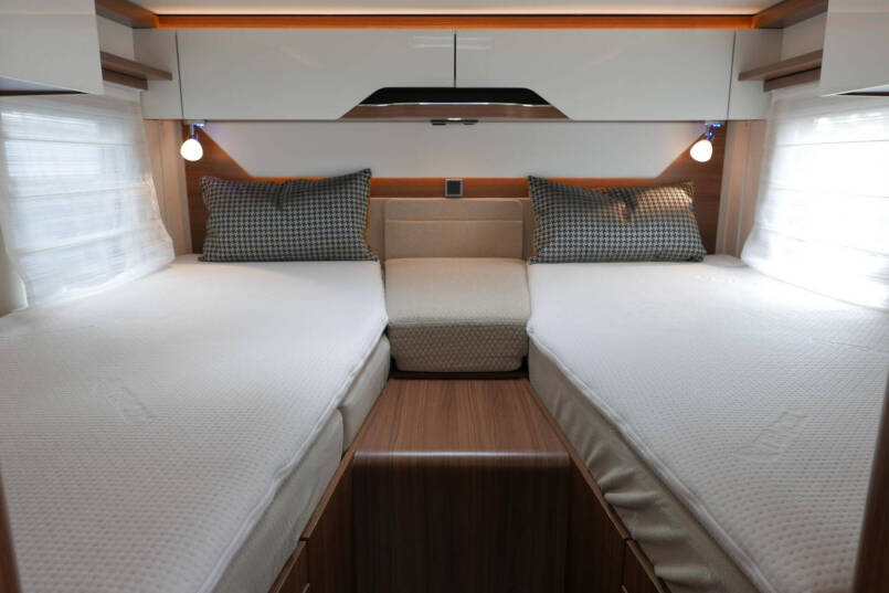 Hymer BMC-T 680 | AL-KO 4430 chassis | 177 pk automaat | Lithium | 41