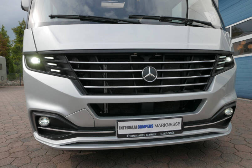 Adria Supersonic 780 SL | Levelsysteem | Lithium | Enkele bedden | Airco 9